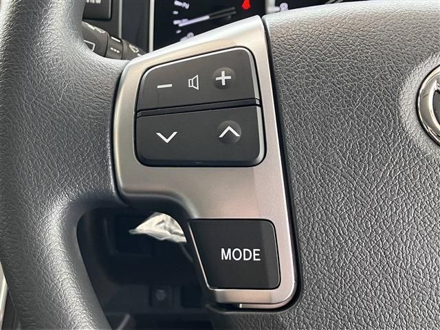 TOYOTA HIACE VAN 2WD 2025 Image 31