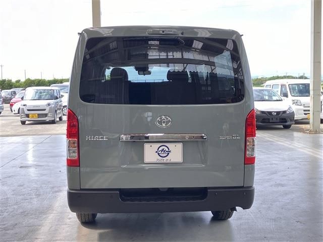 TOYOTA HIACE VAN 2WD 2025 Image 31