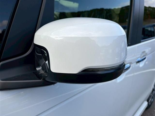 HONDA N BOX CUSTOM 2025 Image 31