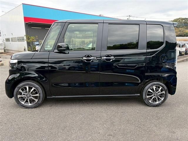 HONDA N BOX CUSTOM 2025 Image 31