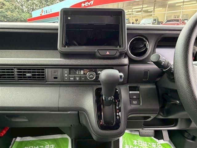 HONDA N BOX CUSTOM 2025 Image 31