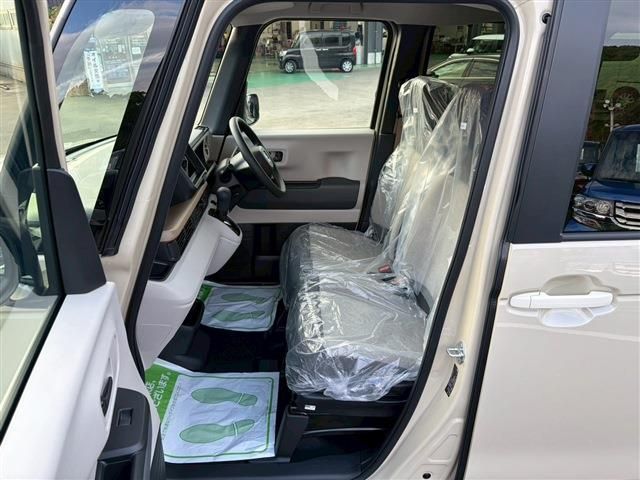 HONDA N BOX 2025 Image 31