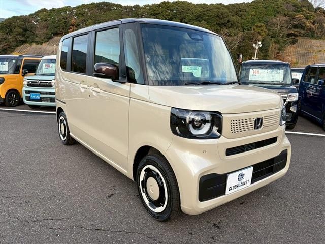 HONDA N BOX 2025 Image 31