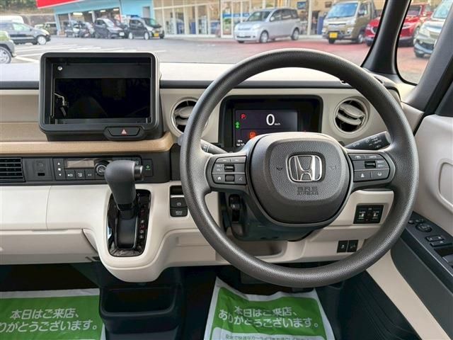 HONDA N BOX 2025 Image 31