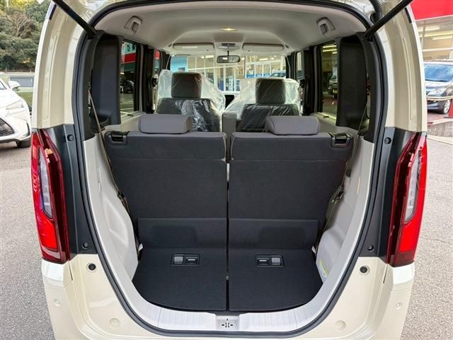 HONDA N BOX 2025 Image 31