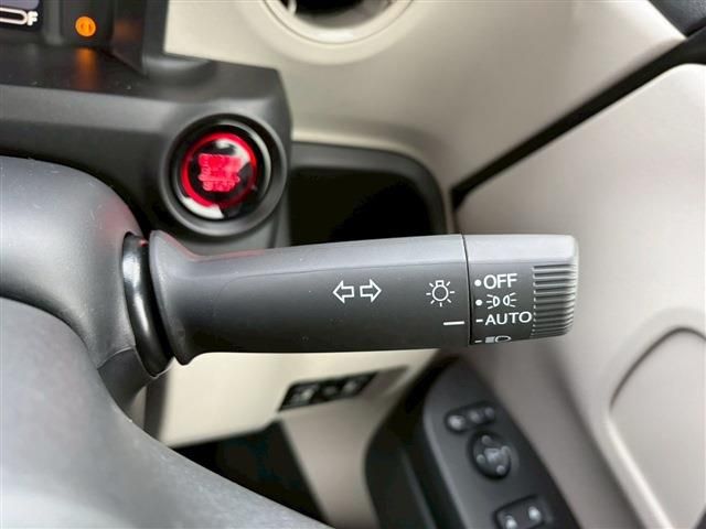 HONDA N BOX 2025 Image 31