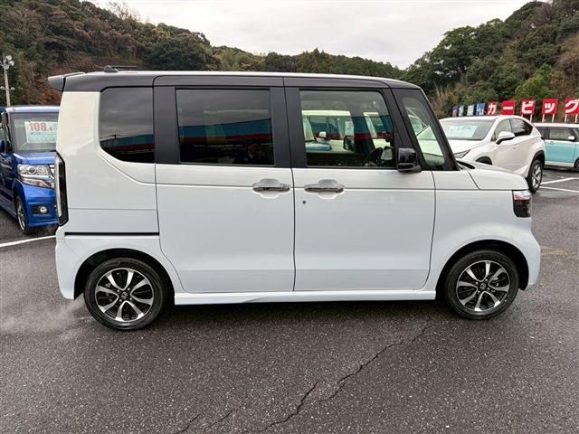 HONDA N BOX CUSTOM 2025 Image 31