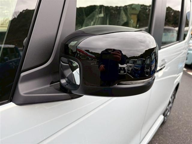 HONDA N BOX CUSTOM 2025 Image 31