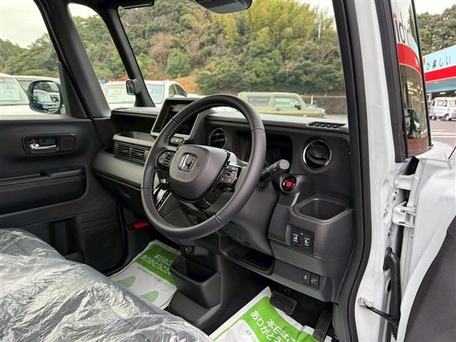 HONDA N BOX CUSTOM 2025 Image 31