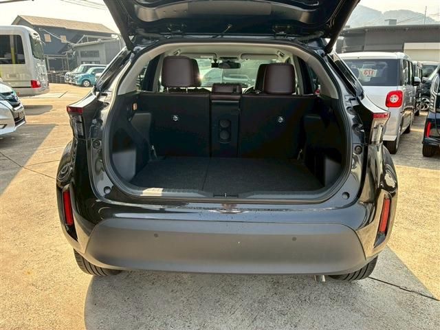 TOYOTA YARIS CROSS HYBRID 2024 Image 31