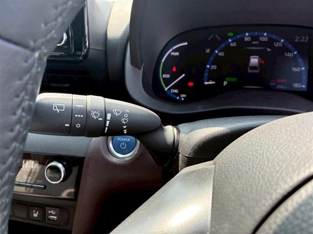 TOYOTA YARIS CROSS HYBRID 2024 Image 31