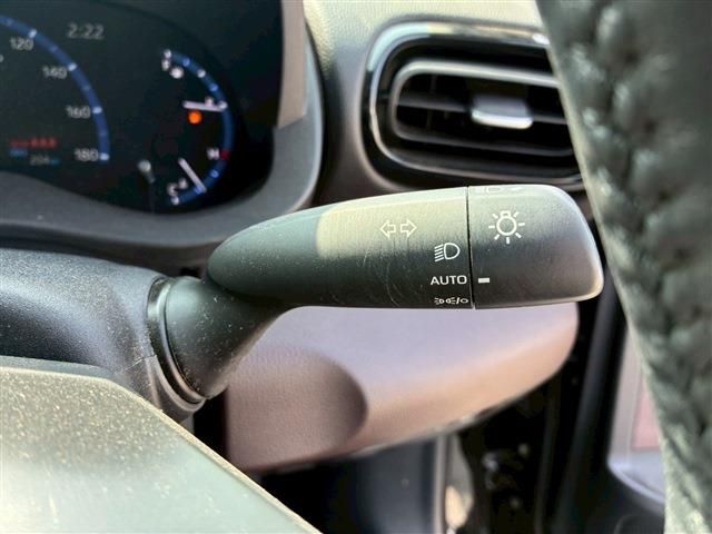 TOYOTA YARIS CROSS HYBRID 2024 Image 31