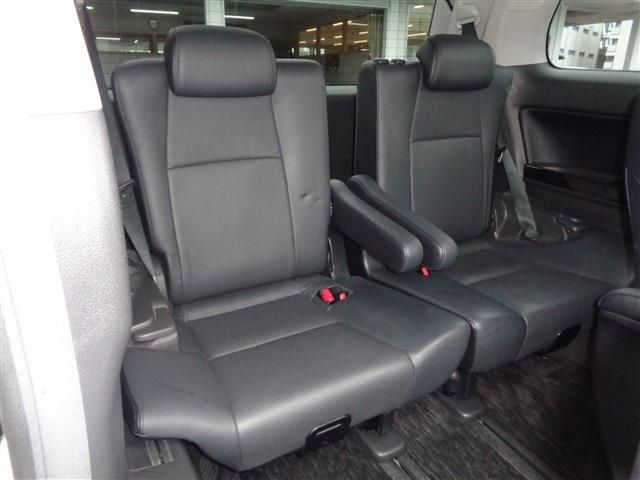 TOYOTA ALPHARD 2012 Image 31