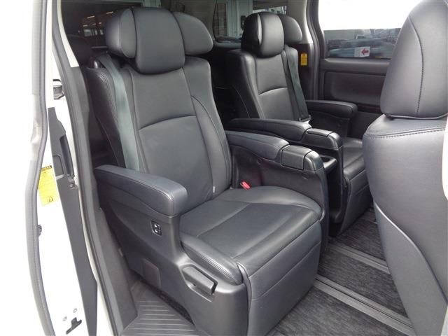 TOYOTA ALPHARD 2012 Image 31