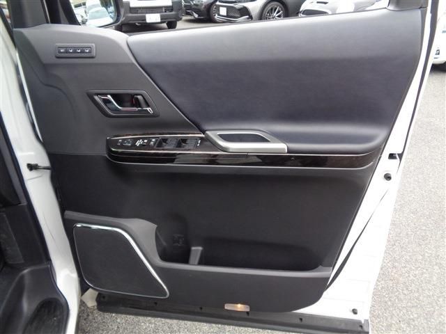 TOYOTA ALPHARD 2012 Image 31