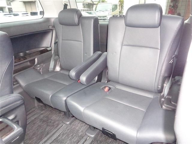 TOYOTA ALPHARD 2012 Image 31