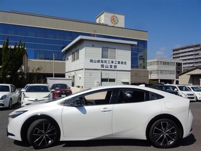 TOYOTA PRIUS 2023 Image 31