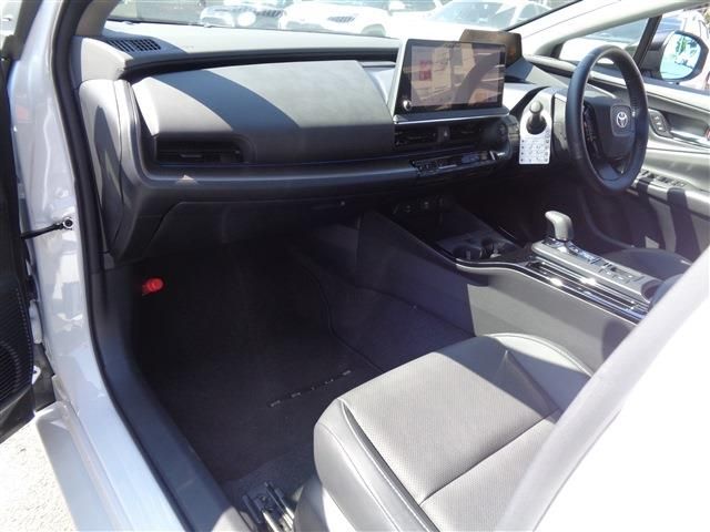 TOYOTA PRIUS 2023 Image 31