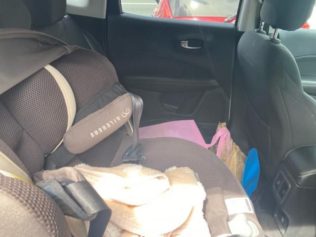 JEEP COMPASS 2018 Image 31