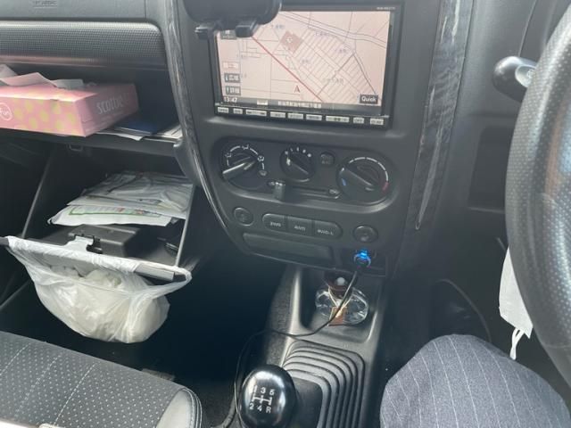 SUZUKI JIMNY 4WD 2005 Image 31