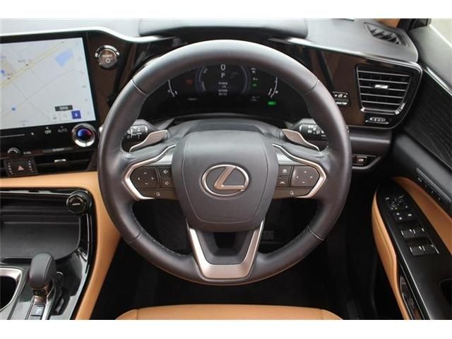 TOYOTA LEXUS NX350H AWD 2023 Image 31