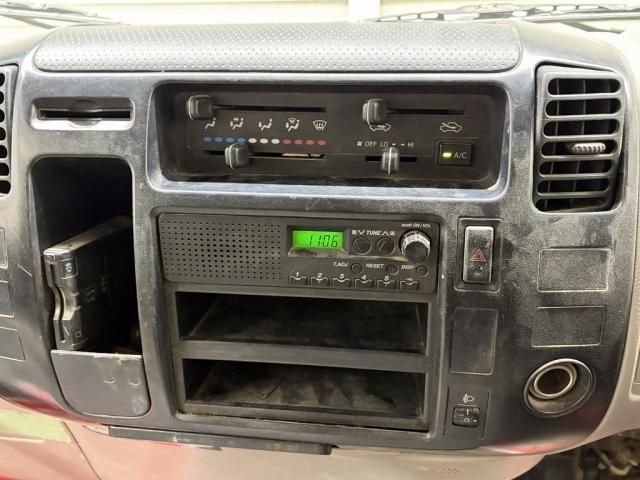 TOYOTA TOYOACE 2010 Image 31