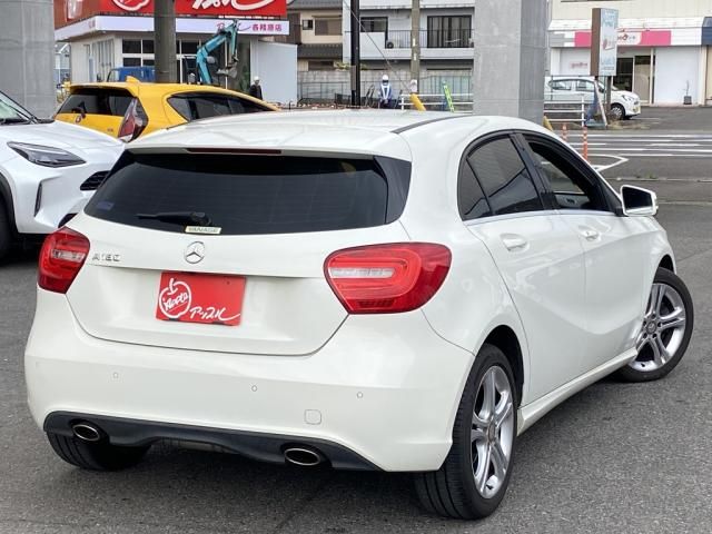 MERCEDES BENZ A CLAS 2013 Image 31