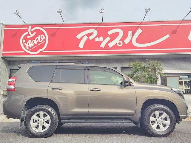 TOYOTA LANDCRUISER PRADO 2015 Image 31