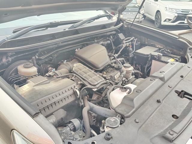 TOYOTA LANDCRUISER PRADO 2015 Image 31