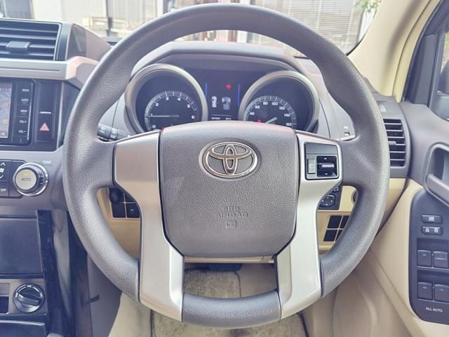 TOYOTA LANDCRUISER PRADO 2015 Image 31