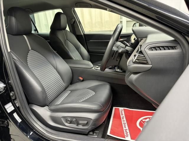 TOYOTA CAMRY HYBRID 2019 Image 31