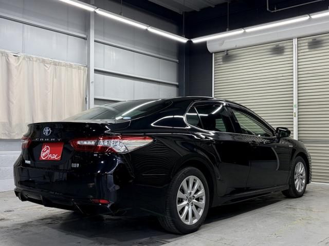 TOYOTA CAMRY HYBRID 2019 Image 31