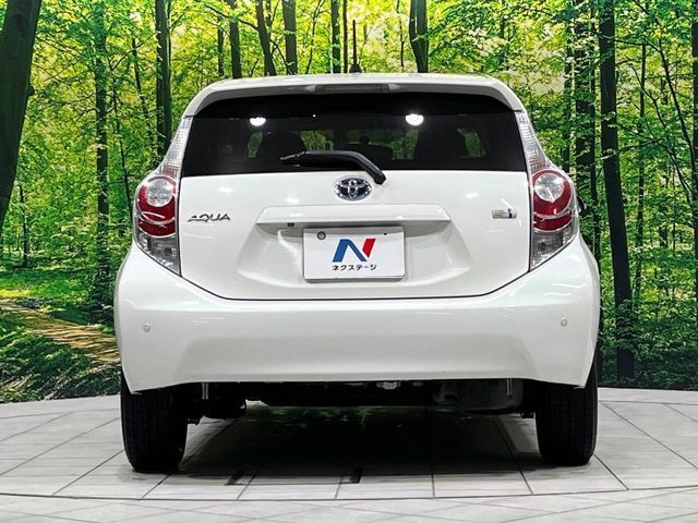 TOYOTA AQUA 2014 Image 31