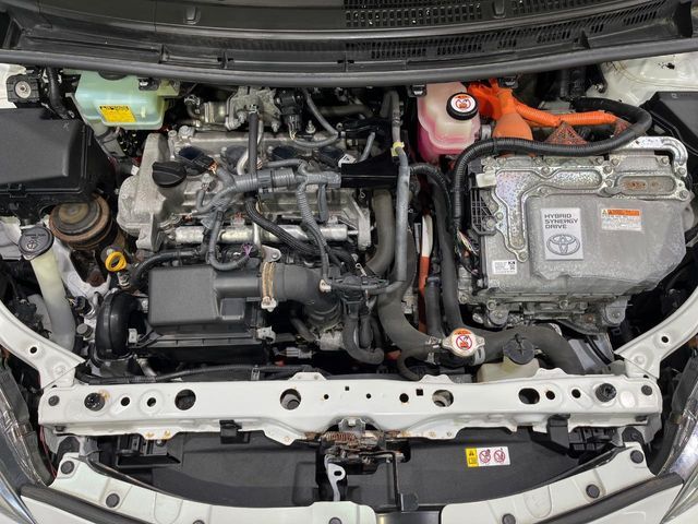 TOYOTA AQUA 2018 Image 31