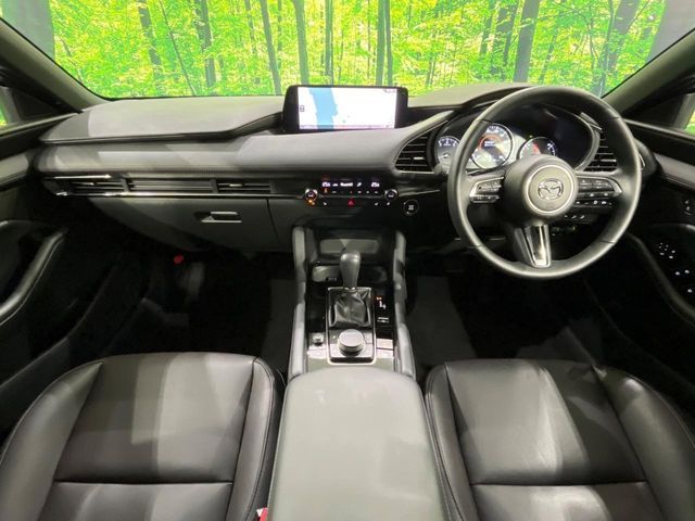 MAZDA 3 FASTBACK 2023 Image 31