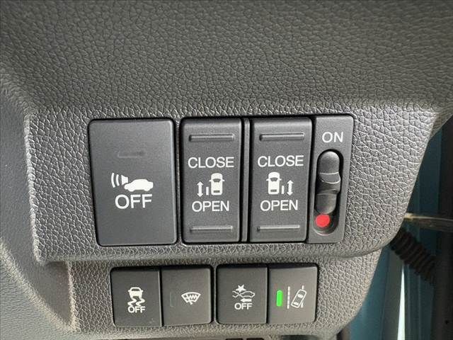 HONDA FREED HYBRID 2017 Image 31