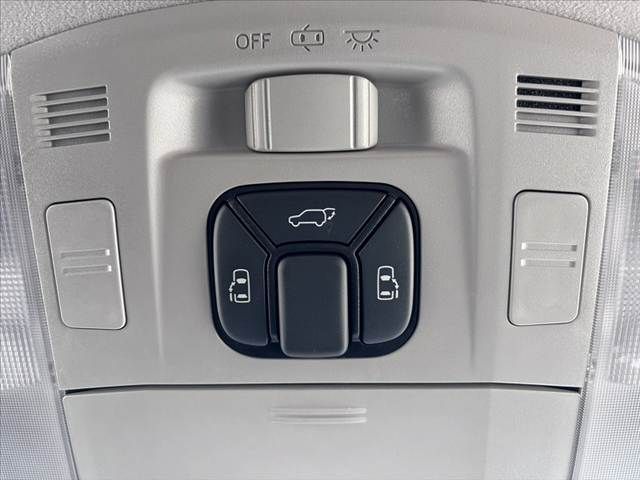 TOYOTA ALPHARD 2014 Image 31