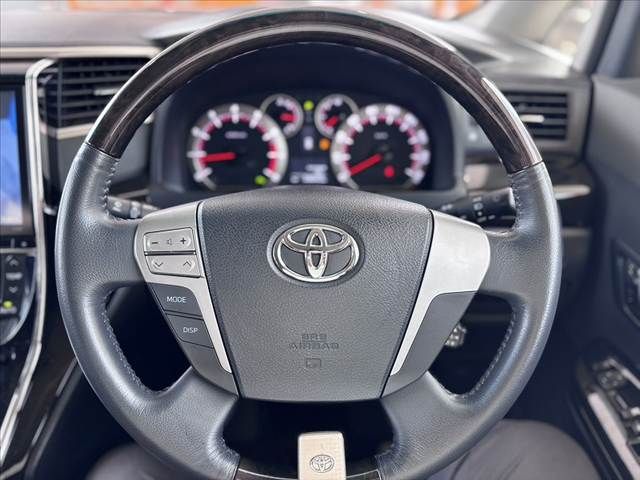 TOYOTA ALPHARD 2014 Image 31