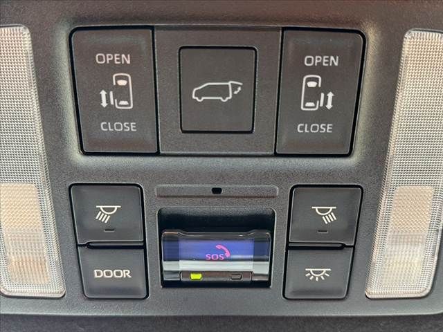 TOYOTA NOAH HYBRID 2024 Image 31