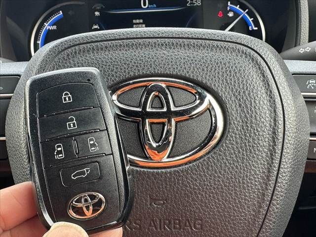 TOYOTA NOAH HYBRID 2024 Image 31