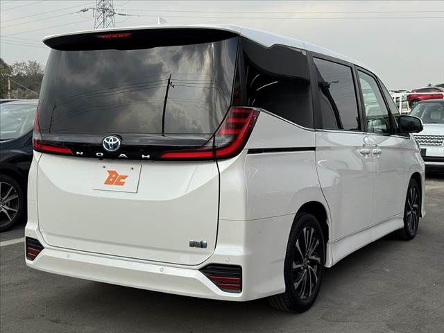 TOYOTA NOAH HYBRID 2024 Image 31