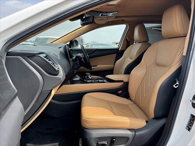 TOYOTA LEXUS NX250 2023 Image 31