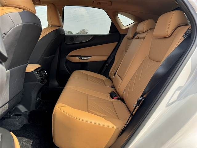 TOYOTA LEXUS NX250 2023 Image 31