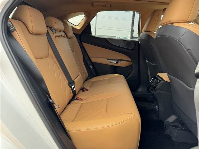 TOYOTA LEXUS NX250 2023 Image 31