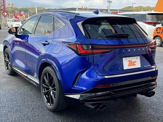 TOYOTA LEXUS NX350H 2022 Image 31
