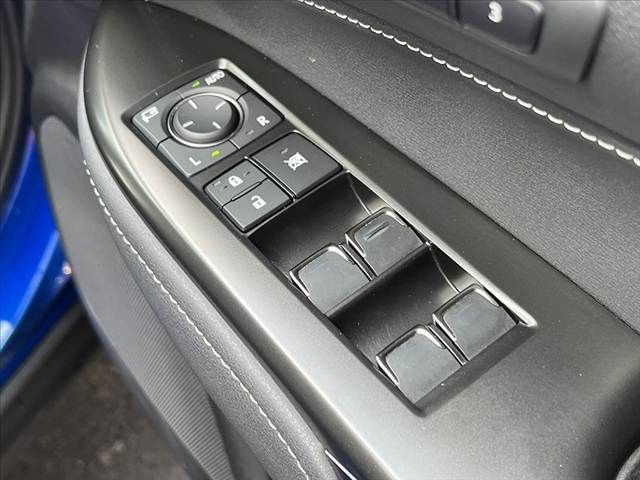 TOYOTA LEXUS NX350H 2022 Image 31