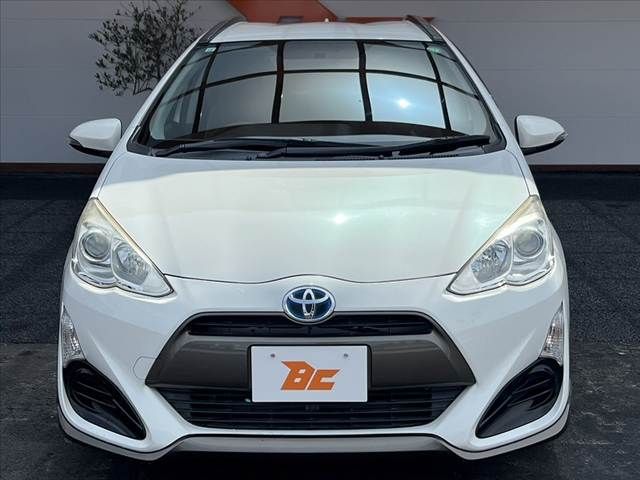 TOYOTA AQUA 2015 Image 31