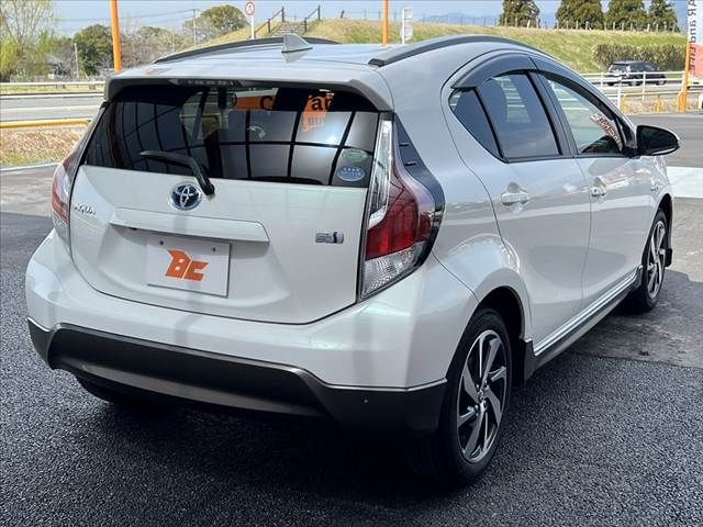 TOYOTA AQUA 2015 Image 31