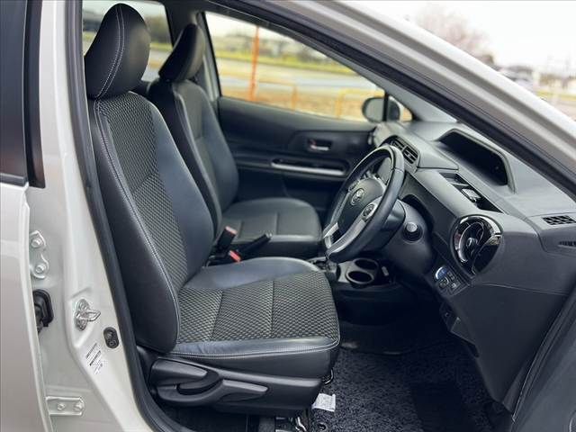 TOYOTA AQUA 2015 Image 31