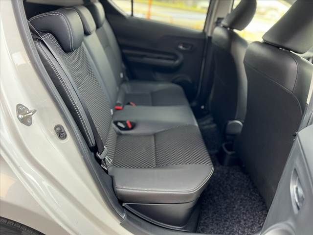 TOYOTA AQUA 2015 Image 31